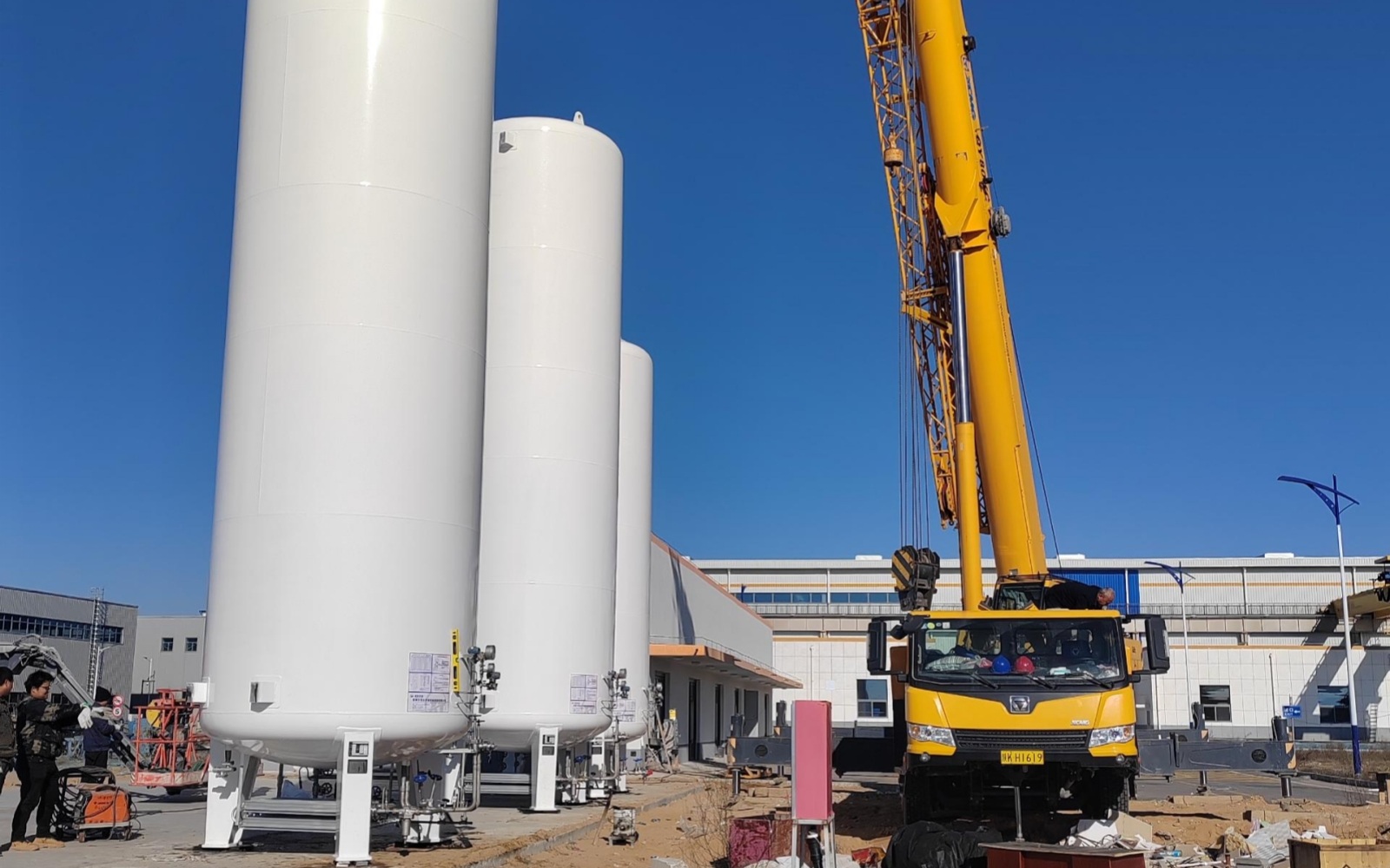 儲(chǔ)罐容器_壓力容器_低溫儲(chǔ)罐_菏澤花王壓力容器